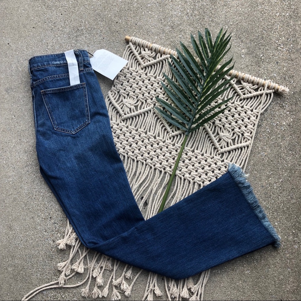 New Current/Elliott Flip Flop Frayed Hem Jeans Size 24
